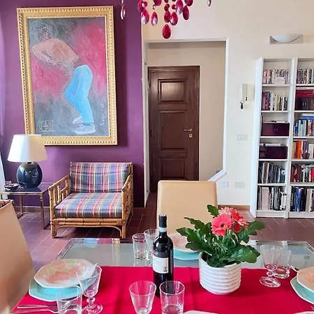 Casa Tommaso Лукка